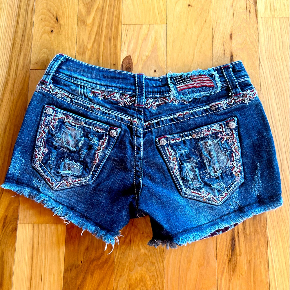 Red,White, & Blue Women’s Grace Low Rise Shorts With Pockets